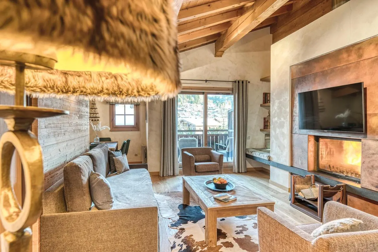 Hotel Les Loges Blanches Megève 4*,